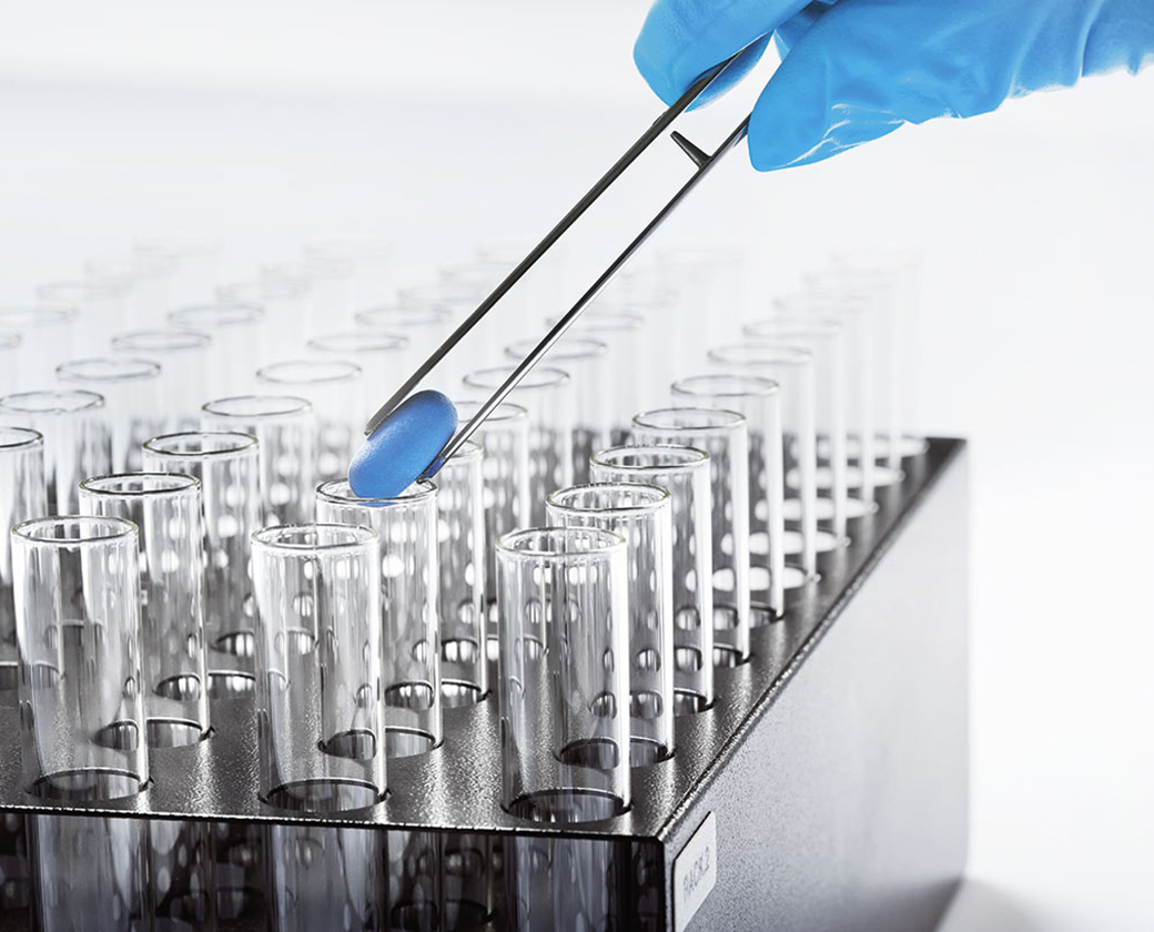 Dissolution testing samples in glass tubes