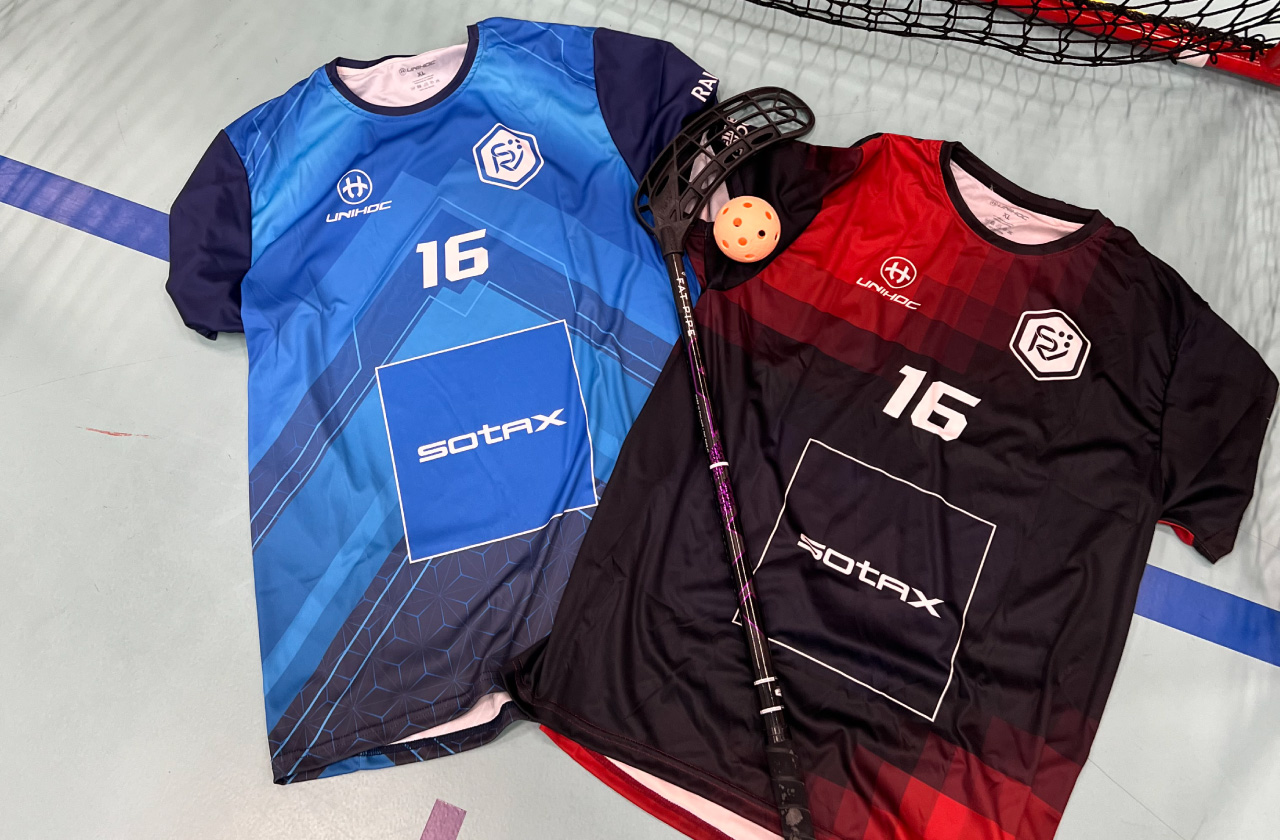 SOTAX is the main sponsor of the Reinacher SV unihockey teams.